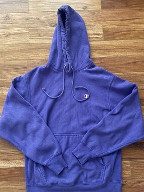 Champion Reverse Weave Purple Pullover Hoodie – Size M